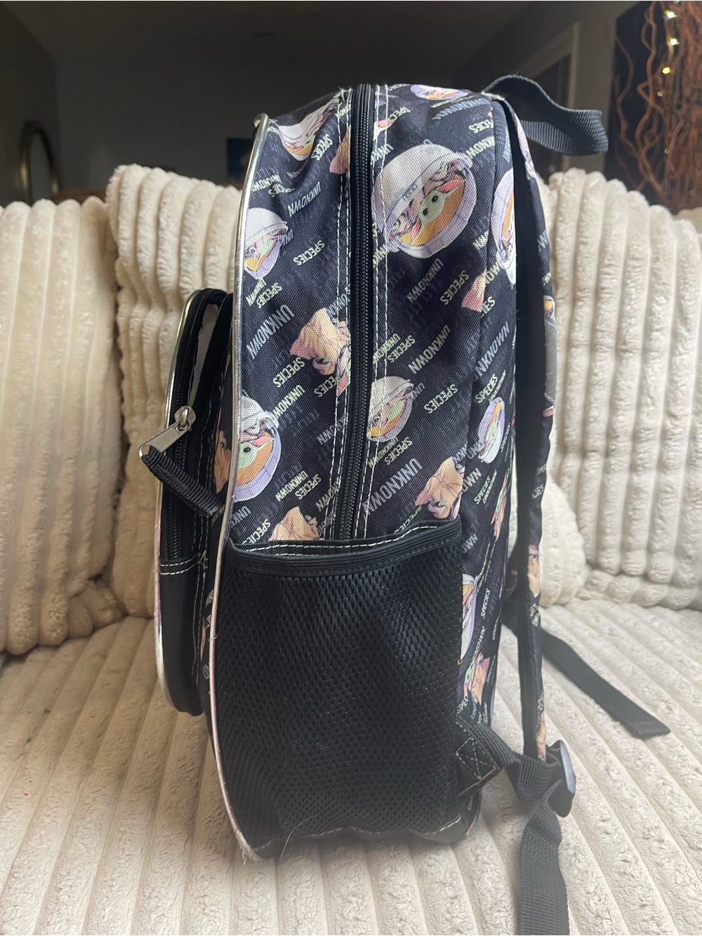 Star Wars The Mandalorian Baby Yoda Grogu Precious Cargo Backpack - Picture 5 of 7